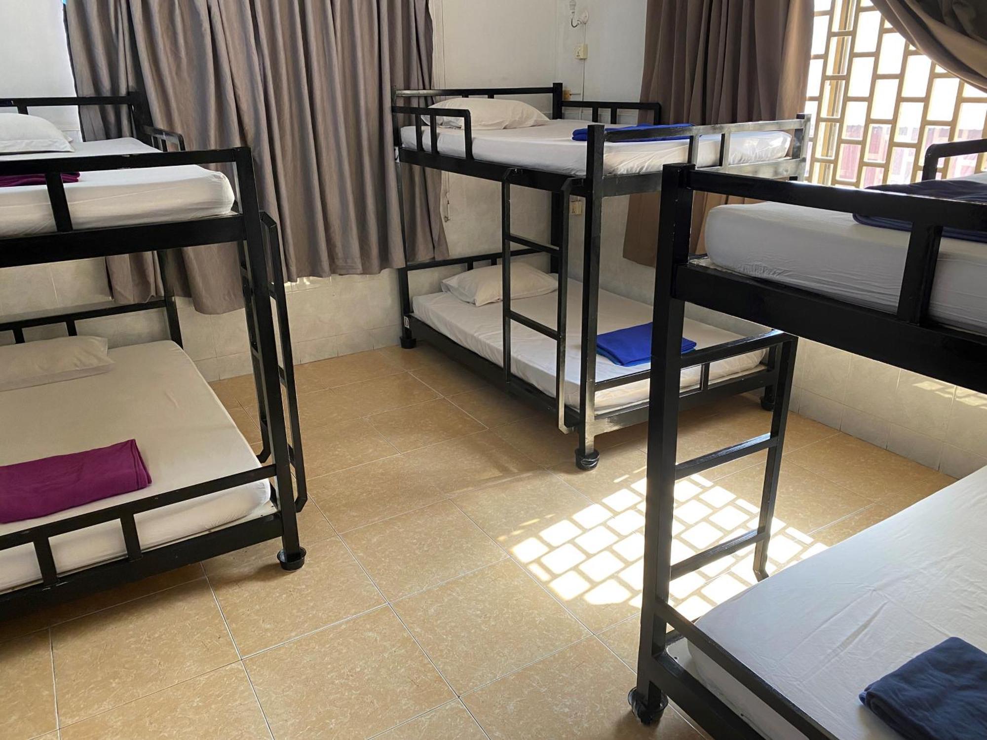The Eighty8 Hostel Phnom Penh Luaran gambar