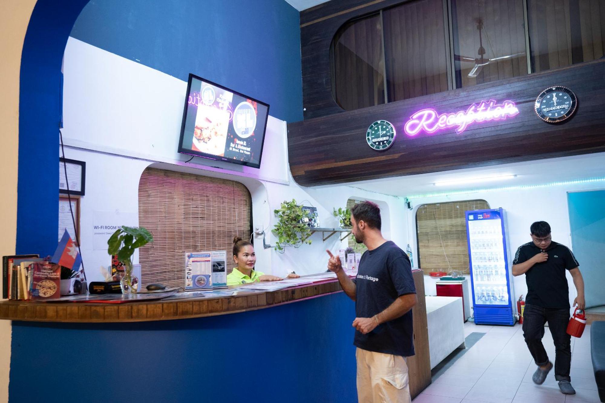 The Eighty8 Hostel Phnom Penh Luaran gambar