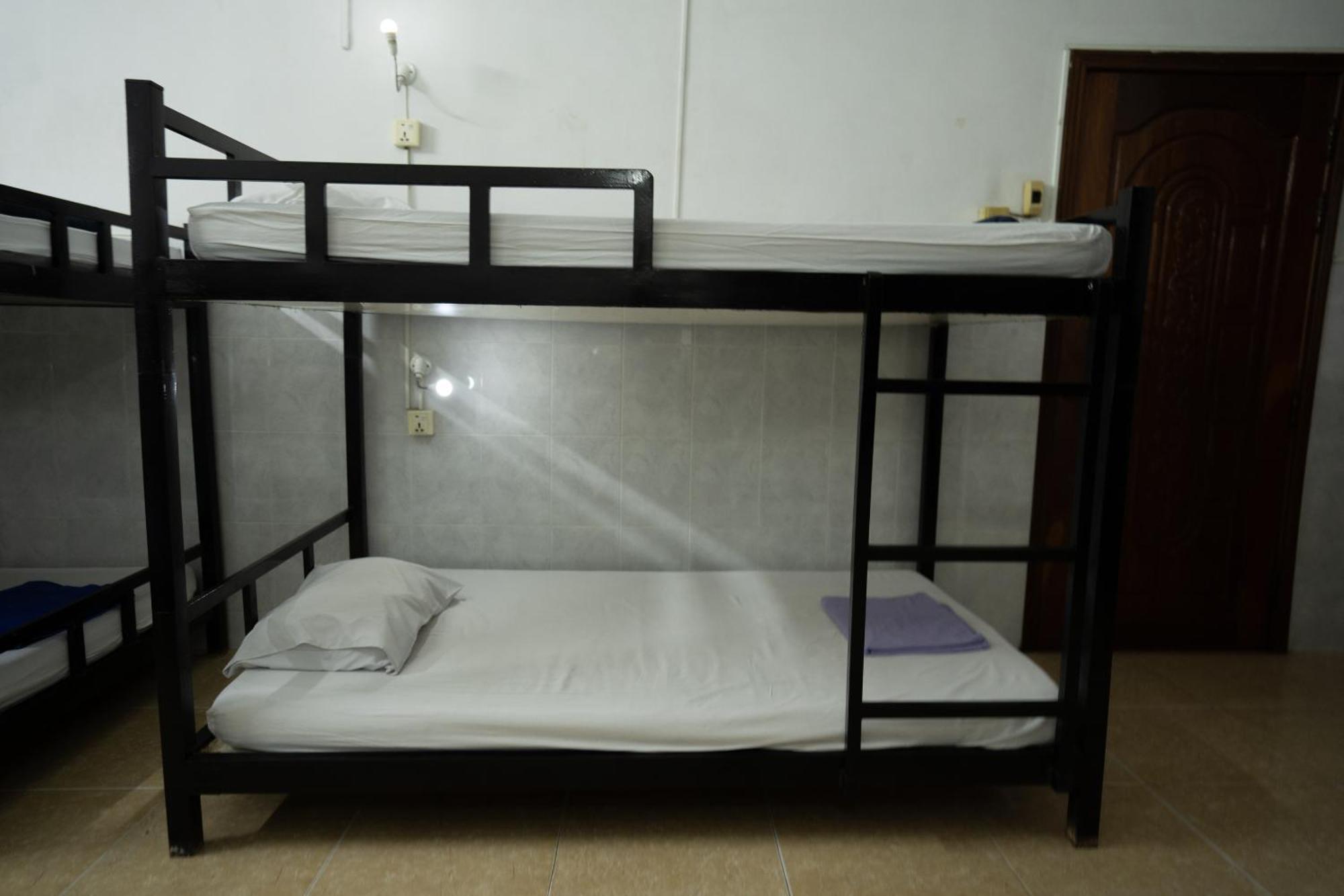 The Eighty8 Hostel Phnom Penh Luaran gambar